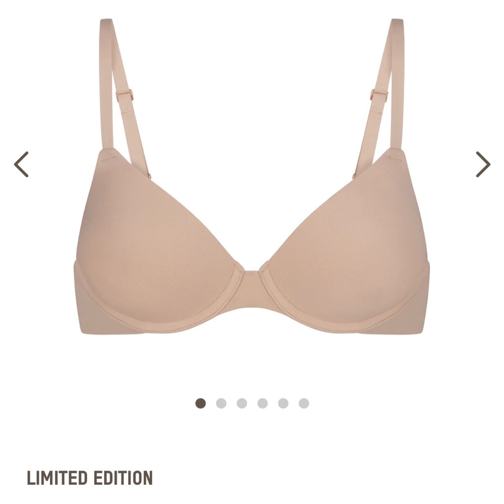SKIMS Fits Everybody T-shirt Bra - Mica 32D